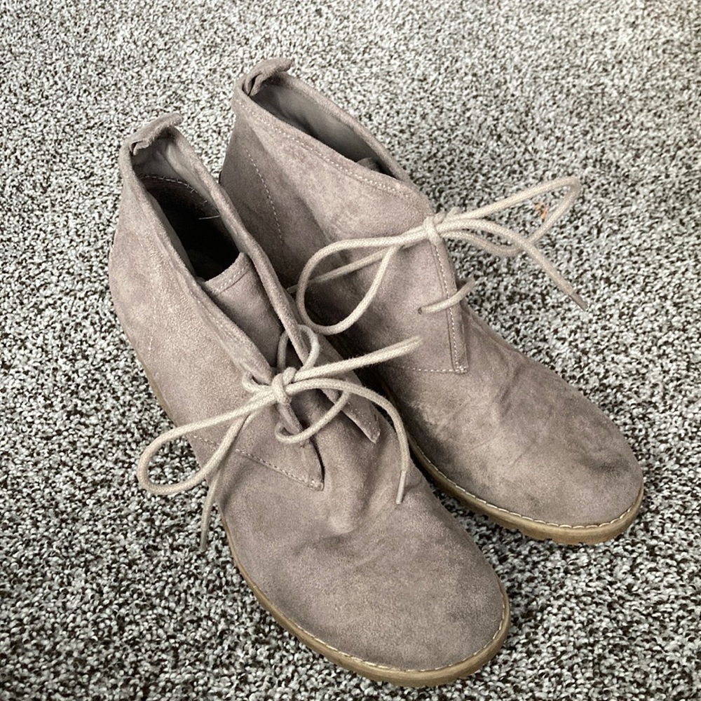 GH BASS gray wedged booties